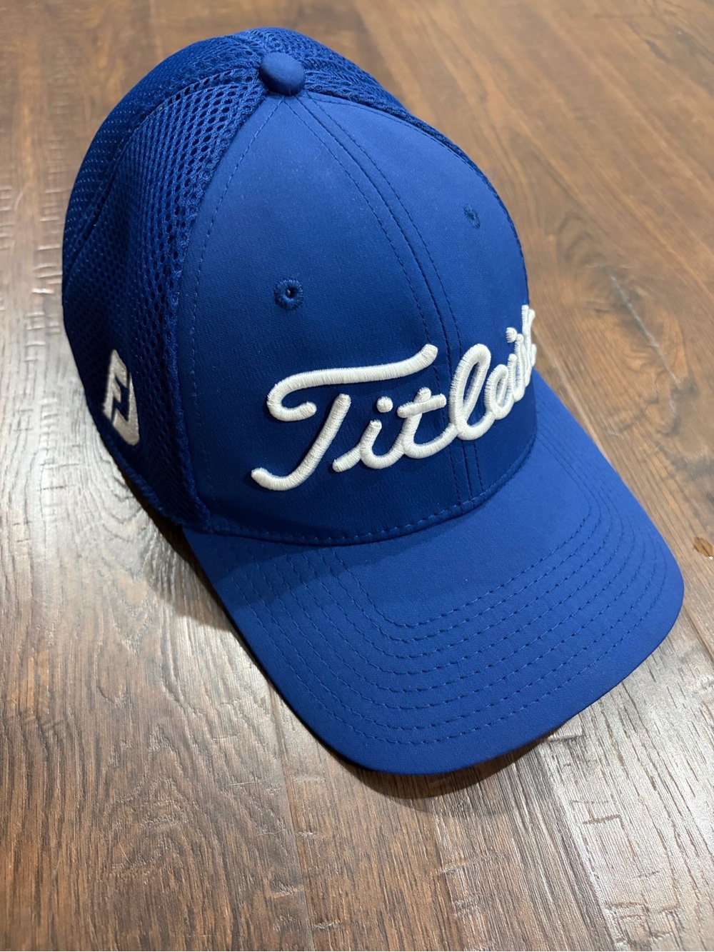Titleist by New Era Tour Sports Mesh Golf Hat Blue L/XL Pro V1 FootJoy FJ Fitted